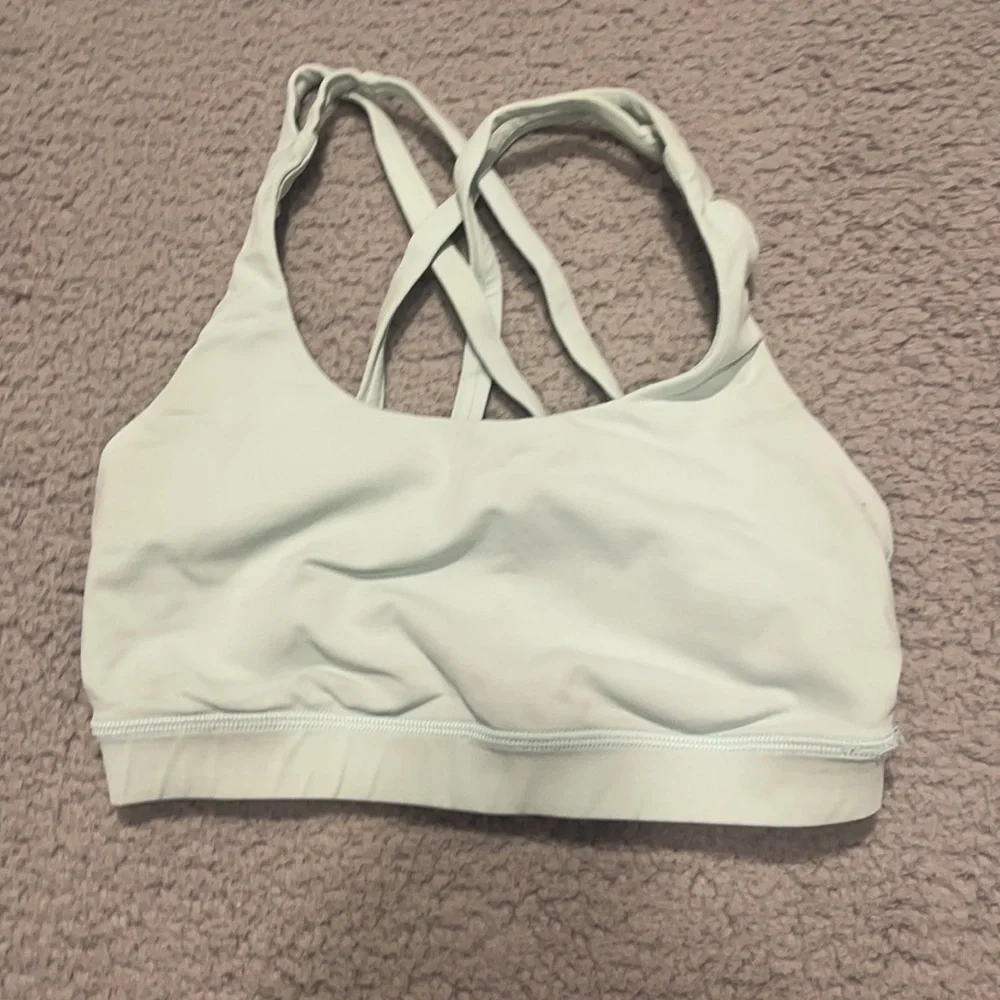 Lululemon Energy Bra size 4 color mint green